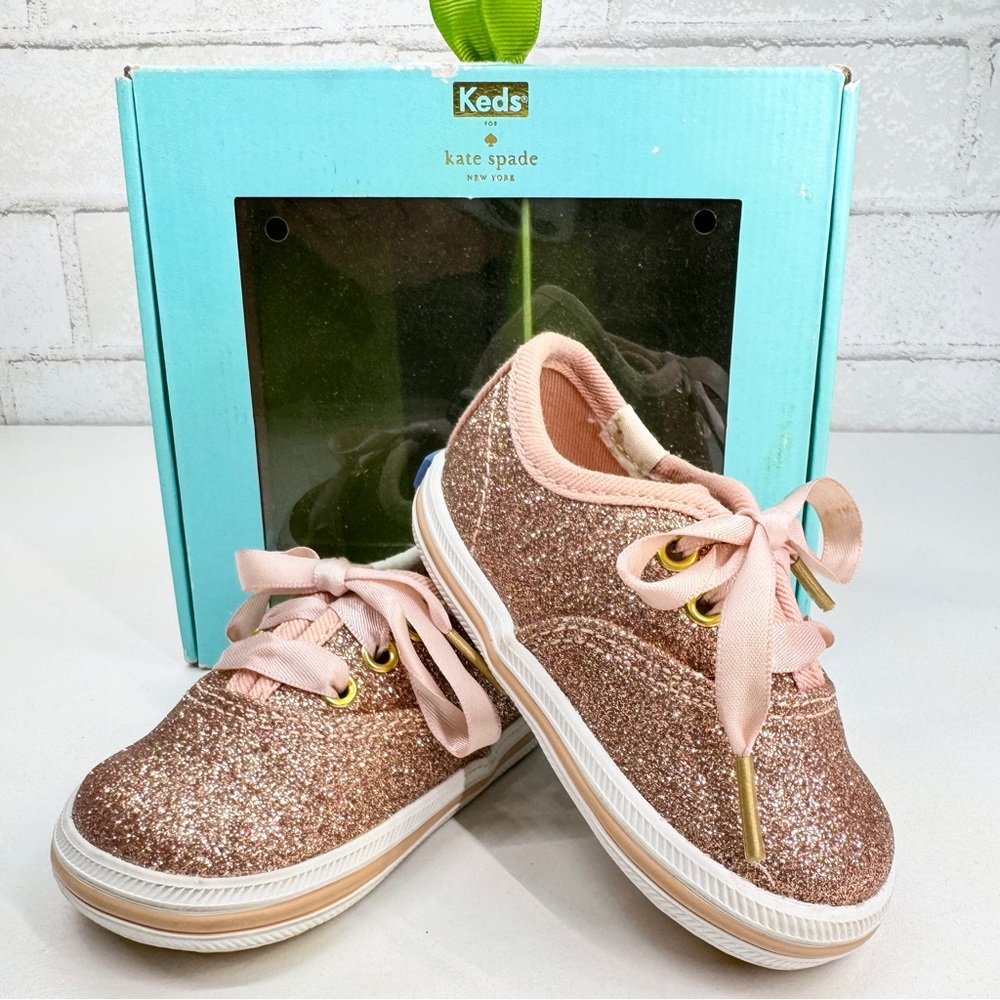 SOLD 2.0 (3-6m) Baby Kate Spade Rose Gold Glitter Crib Shoe Champion w/ Box